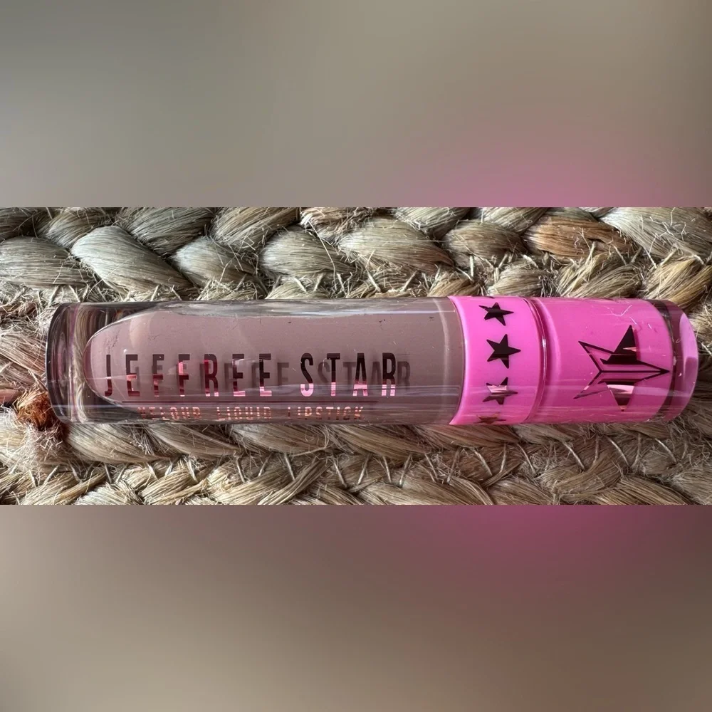 Jeffree Star Cosmetics Velour Lipstick~Tea Bag Matte Lipstick